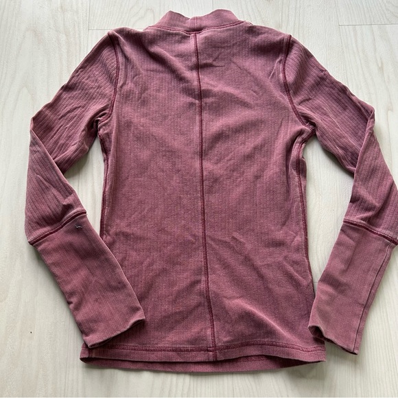 Free People Layering Mauve Long Sleeve Thermal Mock Neck Top Size Women’s Small - Picture 2 of 4